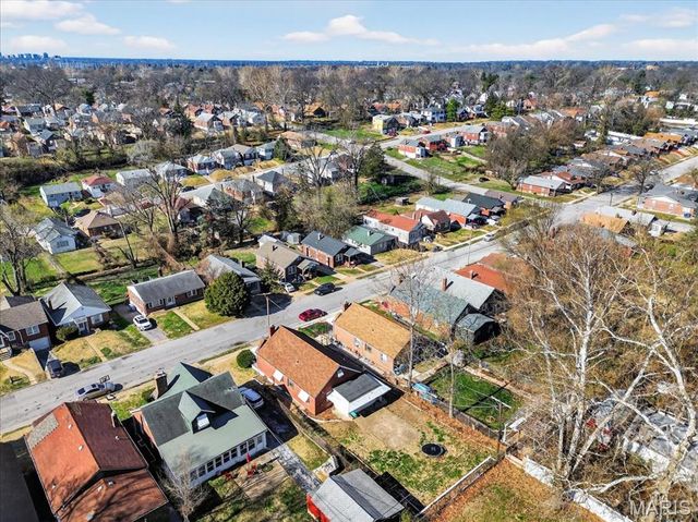 6915 Edison Avenue, Velda City, MO 63121