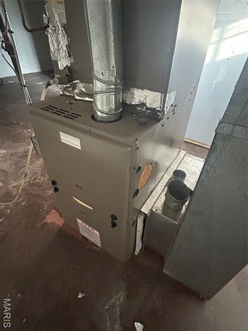 6915 Edison Avenue, Velda City, MO 63121