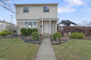 23507 Grove Street, St Clair Shores, MI 48080