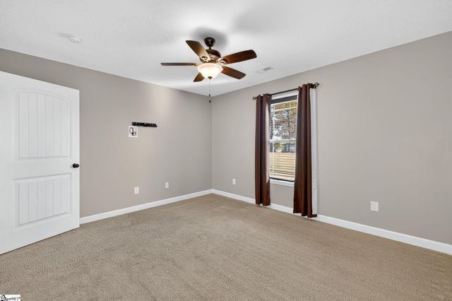 331 Hallie Olivia Drive, Inman, SC 29349