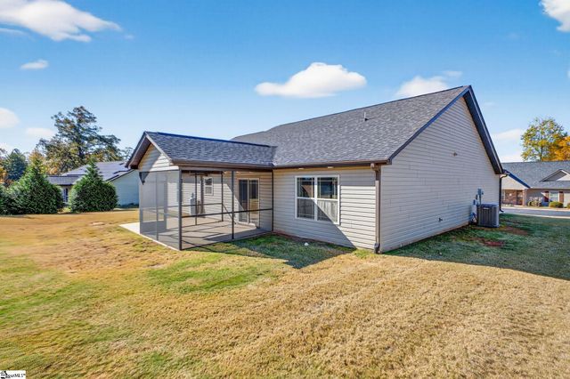 331 Hallie Olivia Drive, Inman, SC 29349