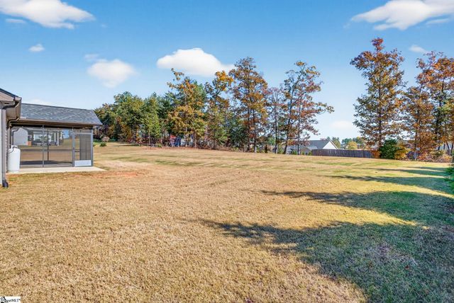 331 Hallie Olivia Drive, Inman, SC 29349