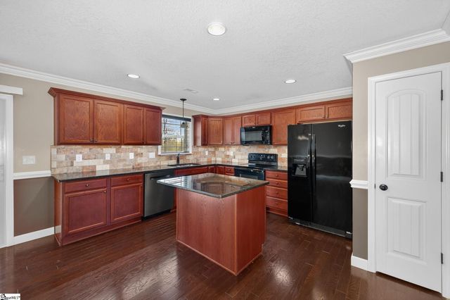 331 Hallie Olivia Drive, Inman, SC 29349