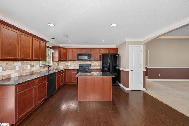 331 Hallie Olivia Drive, Inman, SC 29349