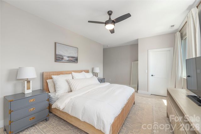 206 Torch Light Way, Asheville, NC 28806