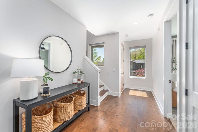 206 Torch Light Way, Asheville, NC 28806