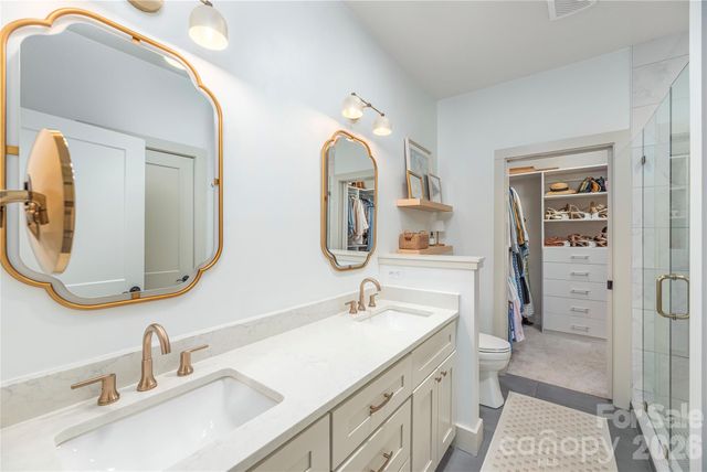 206 Torch Light Way, Asheville, NC 28806