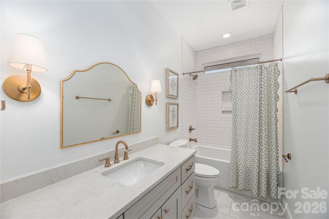 206 Torch Light Way, Asheville, NC 28806