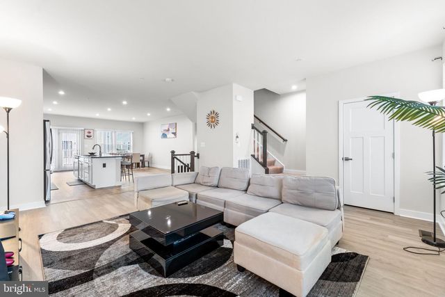117 HAWLINGS RIVER RD, Laurel, MD 20708