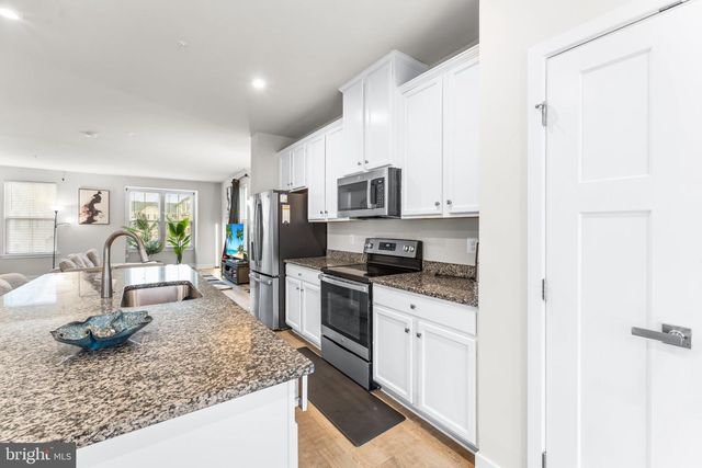 117 HAWLINGS RIVER RD, Laurel, MD 20708
