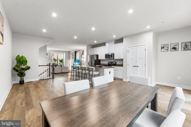 117 HAWLINGS RIVER RD, Laurel, MD 20708