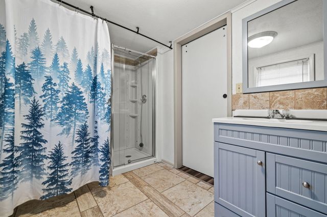 2643 W Walnut Street, Springfield, MO 65806