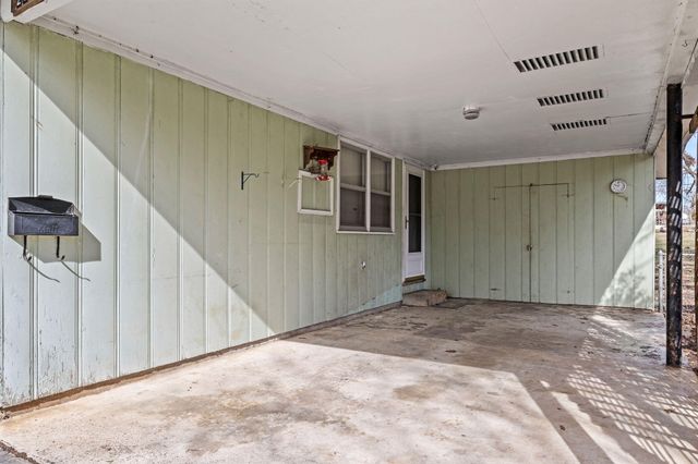 2643 W Walnut Street, Springfield, MO 65806