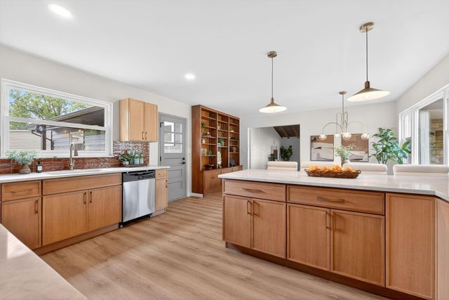 825 W 8th Street, Marysville, OH 43040