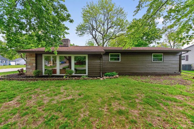 825 W 8th Street, Marysville, OH 43040