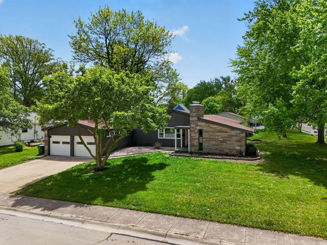 825 W 8th Street, Marysville, OH 43040