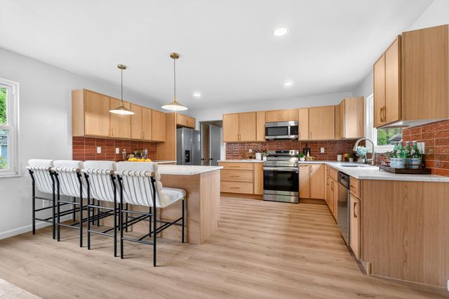 825 W 8th Street, Marysville, OH 43040