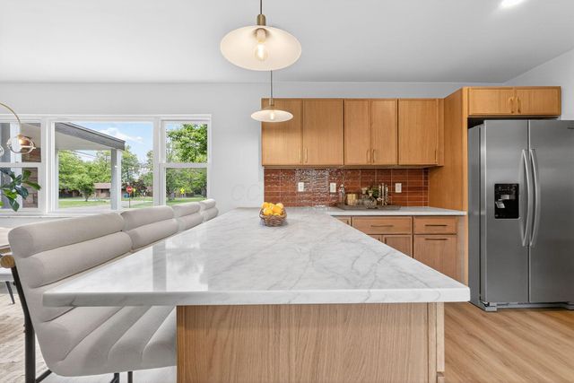 825 W 8th Street, Marysville, OH 43040