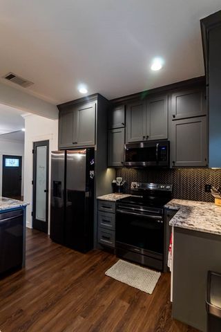 10800 Estate Lane, Terrell, TX 75161