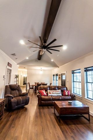 10800 Estate Lane, Terrell, TX 75161