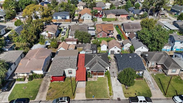 1227 Common Park Drive, Houston, TX 77009