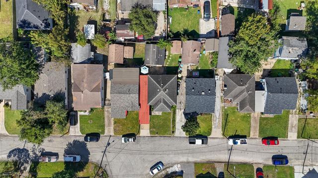 1227 Common Park Drive, Houston, TX 77009