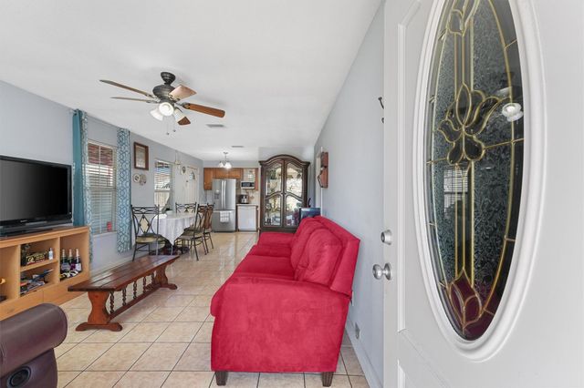 1227 Common Park Drive, Houston, TX 77009