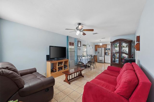 1227 Common Park Drive, Houston, TX 77009