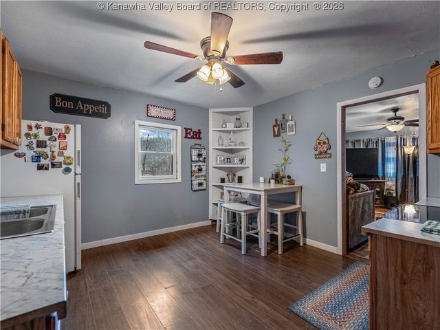 164 Kanawha 2 Mile Road, Charleston, WV 25387