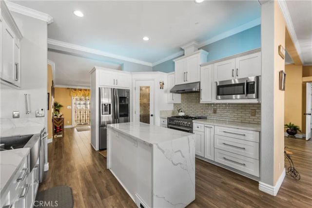 2100 Windflow 70, Rosamond, CA 93560
