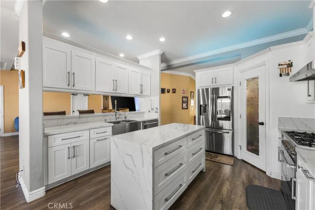 2100 Windflow 70, Rosamond, CA 93560
