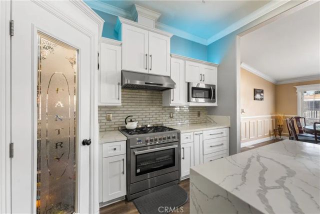 2100 Windflow 70, Rosamond, CA 93560