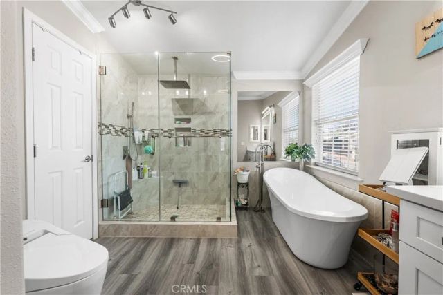 2100 Windflow 70, Rosamond, CA 93560