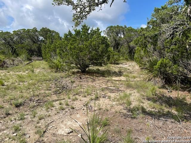 280 Geronimo Creek Rd, Helotes, TX 78023
