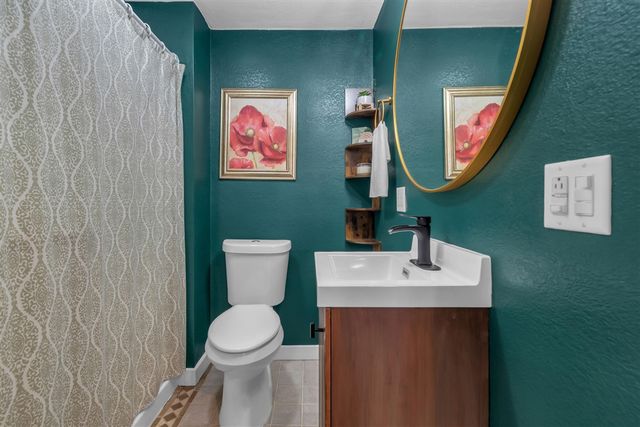 5311 E Burt Rd, Osseo, MI 49266