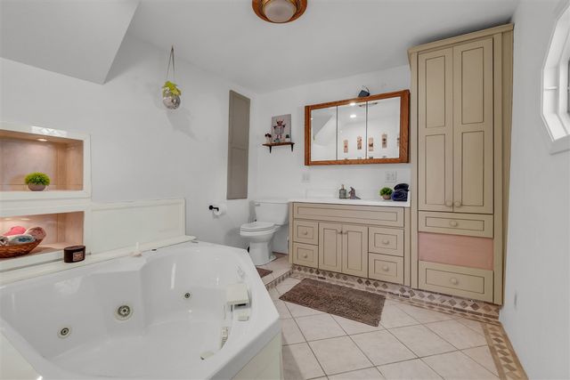 5311 E Burt Rd, Osseo, MI 49266