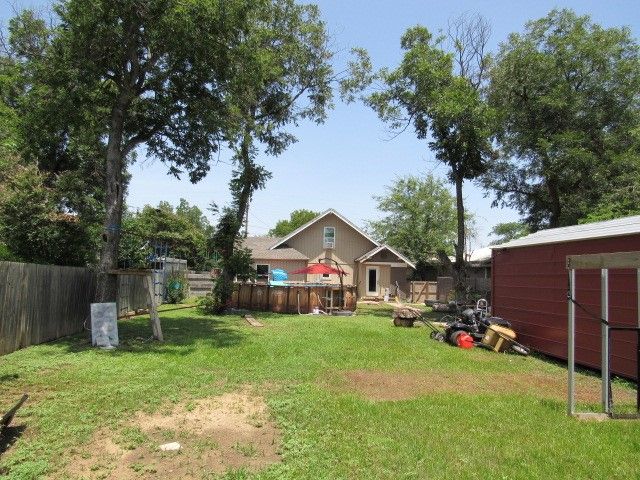 1605 6th Street, Brownwood, TX 76801