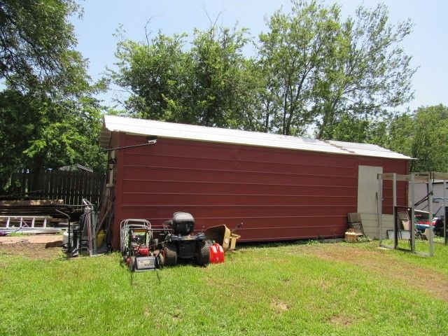 1605 6th Street, Brownwood, TX 76801