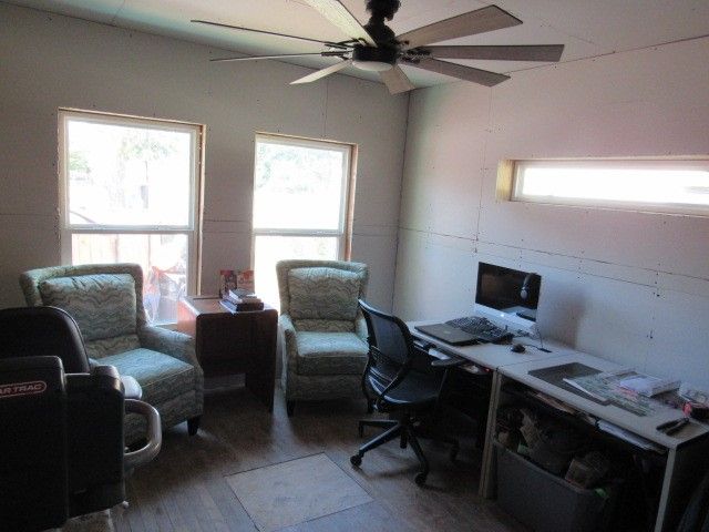 1605 6th Street, Brownwood, TX 76801