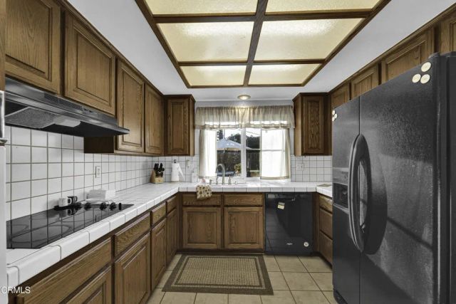 263 Castilian Avenue, Newbury Park, CA 91320