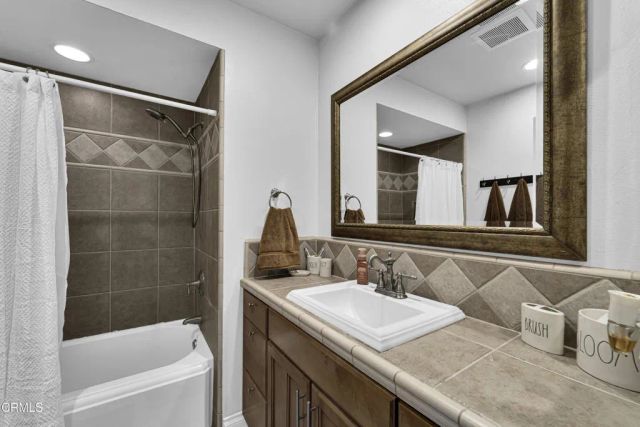 263 Castilian Avenue, Newbury Park, CA 91320