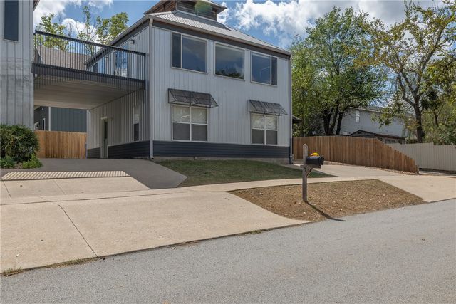 955 & 957 W Hughes Street, Fayetteville, AR 72701
