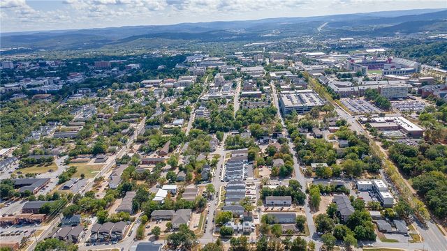 955 & 957 W Hughes Street, Fayetteville, AR 72701