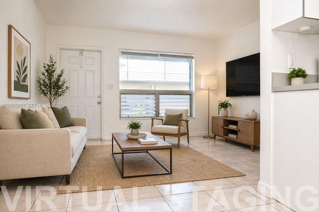 2206 Fillmore St 6, Hollywood, FL 33020