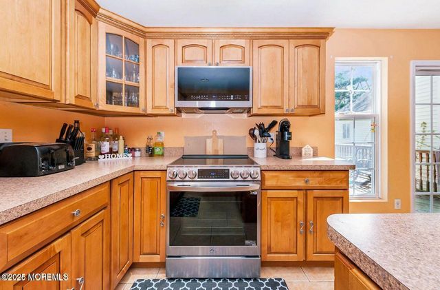 627 Eltone Road, Jackson, NJ 08527
