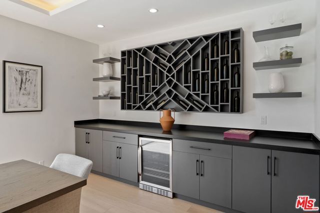 2631 Castle Heights Place, Los Angeles, CA 90034