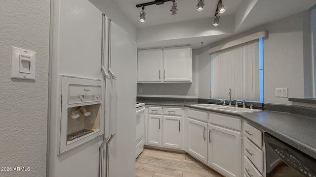 100 E FILLMORE Street 118, Phoenix, AZ 85004