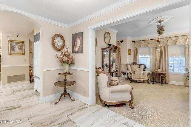 616 E CARVER Road, Tempe, AZ 85284
