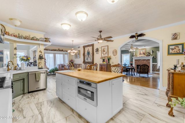 616 E CARVER Road, Tempe, AZ 85284