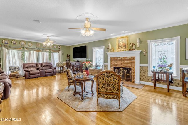 616 E CARVER Road, Tempe, AZ 85284